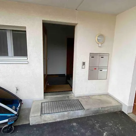 Appartamento Moderne Wohnung Mit Privater Terrasse Und Rasen.